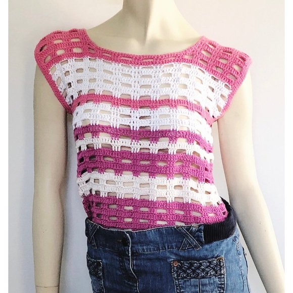 1970s Top, Size M, Vintage Crochet Shirt, Pink Knit Sleeveless Shirt - Picture 3 of 10